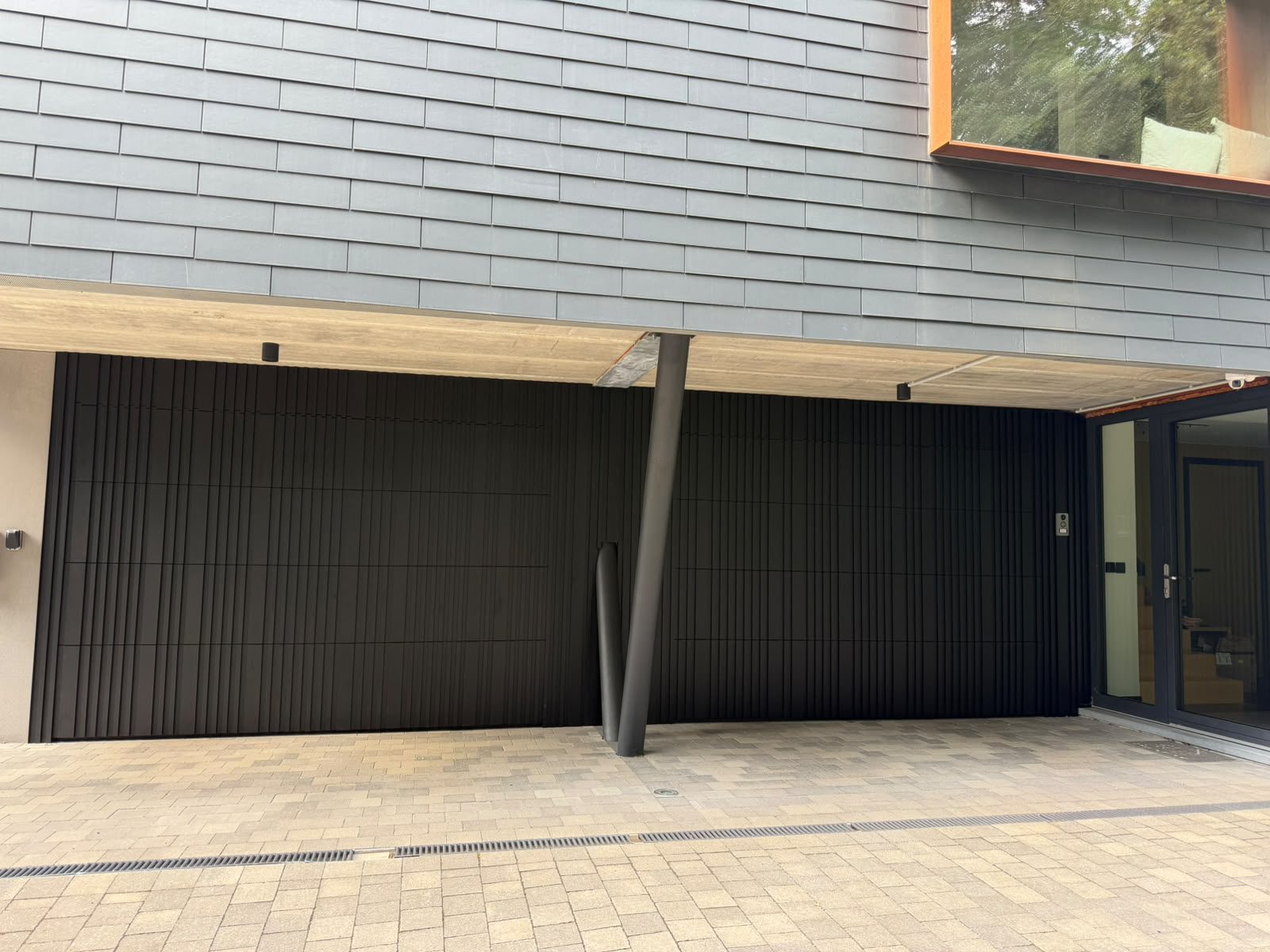 Porte de garage sectionnelle Winsol